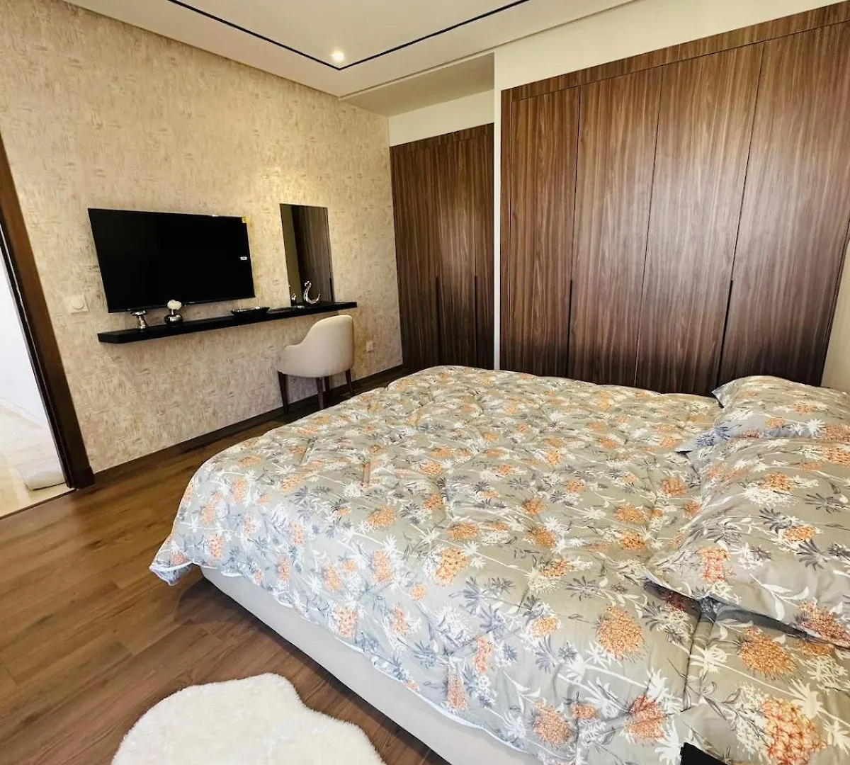 Studio Al Mahdi 23 Cfc 2 Minutes Away Casablanca
